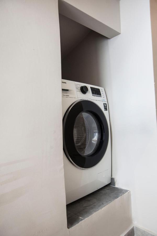 אתונה Bentzi...Boutique Apartment 1, Classic Double With Kitchenette, 2 Guests מראה חיצוני תמונה